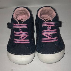 Stride Rite Sneaker